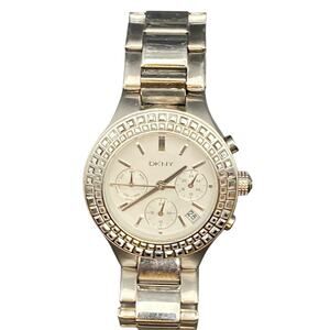 DKNY NY-2258 Womens Watch 38mm Crystal Accent New Battery Wrist Size 5-5.25